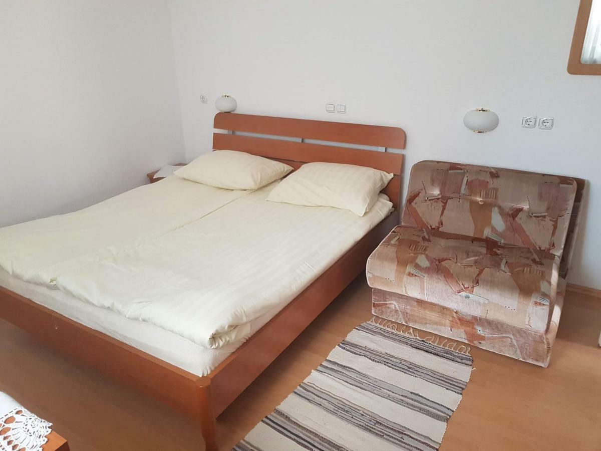 Apartment Lipar Преддвор Екстер'єр фото