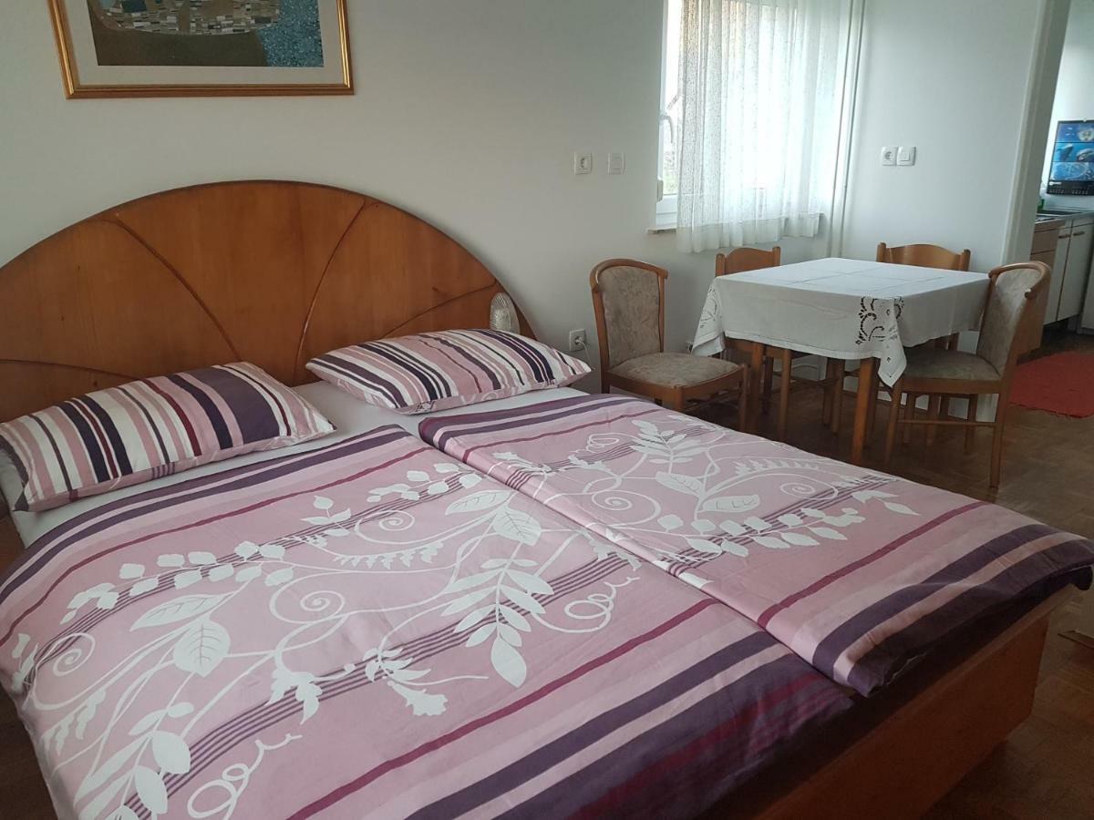 Apartment Lipar Преддвор Екстер'єр фото