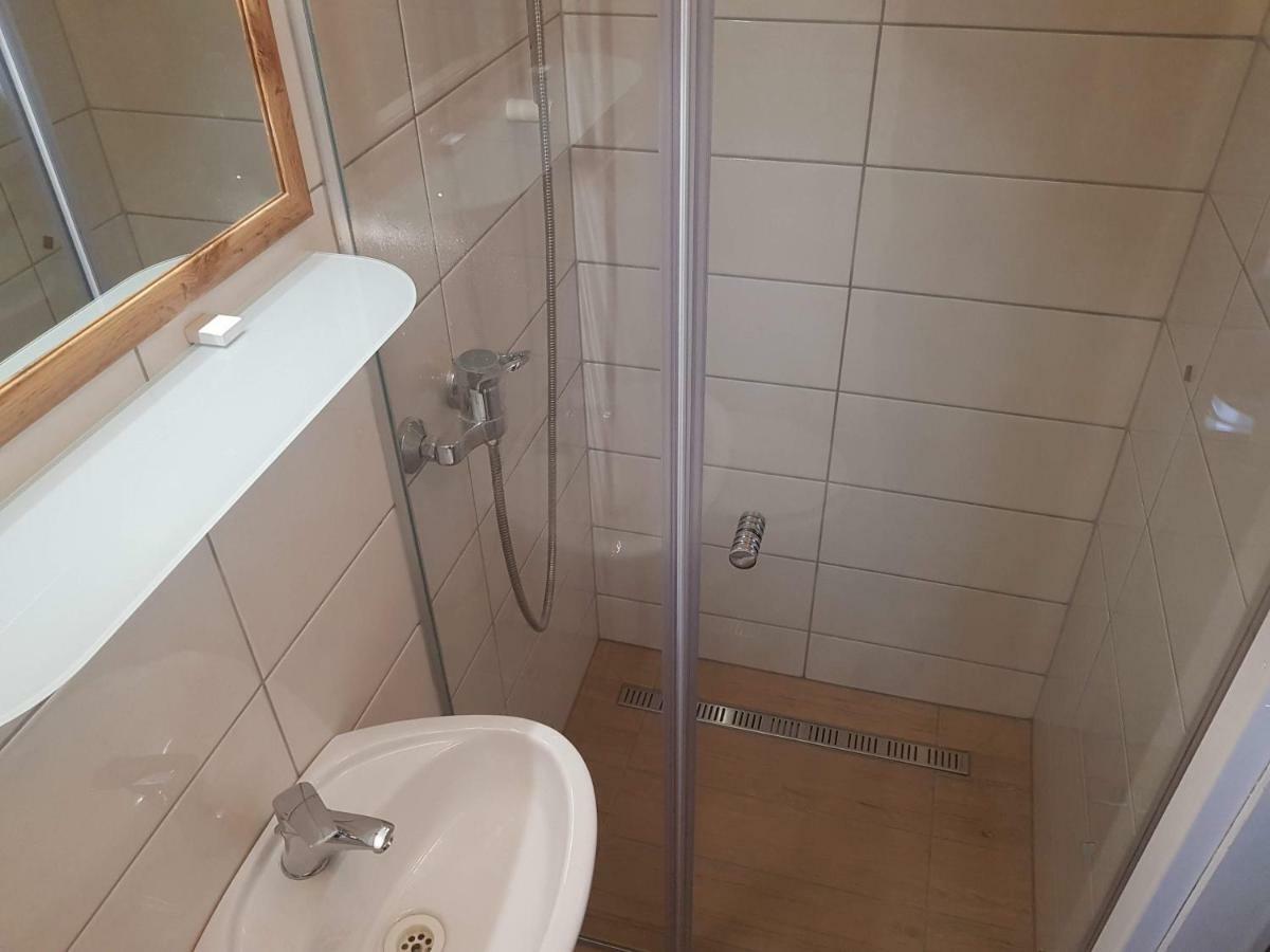 Apartment Lipar Преддвор Екстер'єр фото